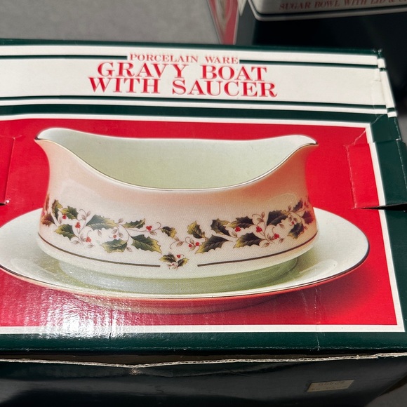 Pircelain Ware- Fine China Japan Other - Festive Holly Gravy Boat with Saucer attached